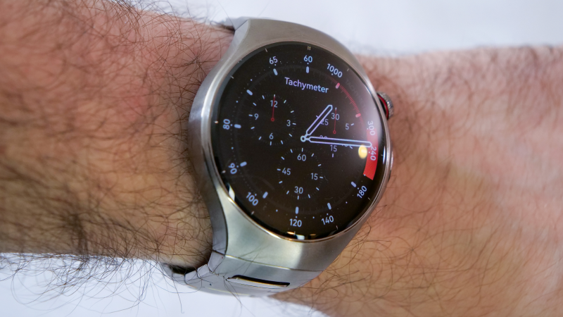 So sánh Samsung Galaxy Watch 8 Classic và Huawei Watch 5 - hình 4