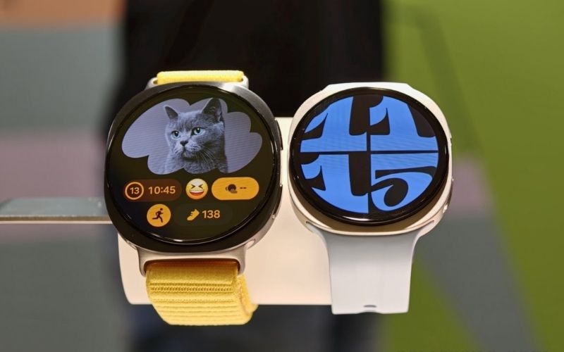 So sánh Samsung Galaxy Watch 9 và Watch Ultra 2 về thiết kế