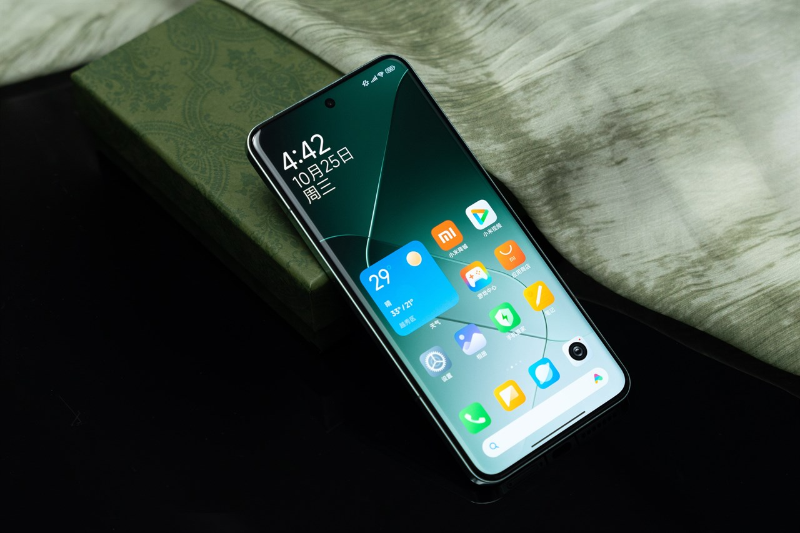 So sánh Samsung S25 Plus và Xiaomi 15 Pro - hình 12