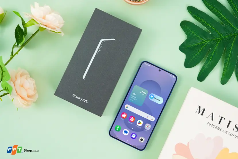 So sánh Samsung S25 Plus và Xiaomi 15 Pro - hình 1