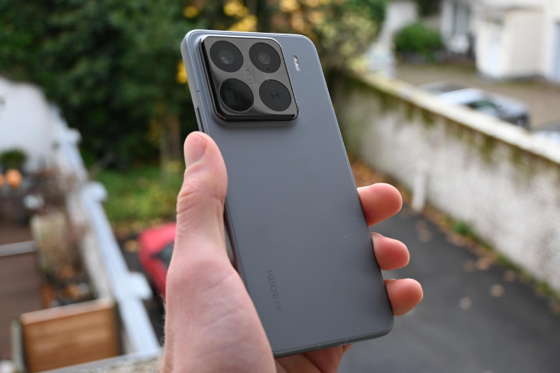 So sánh Samsung S25 Plus và Xiaomi 15 Pro - hình 4