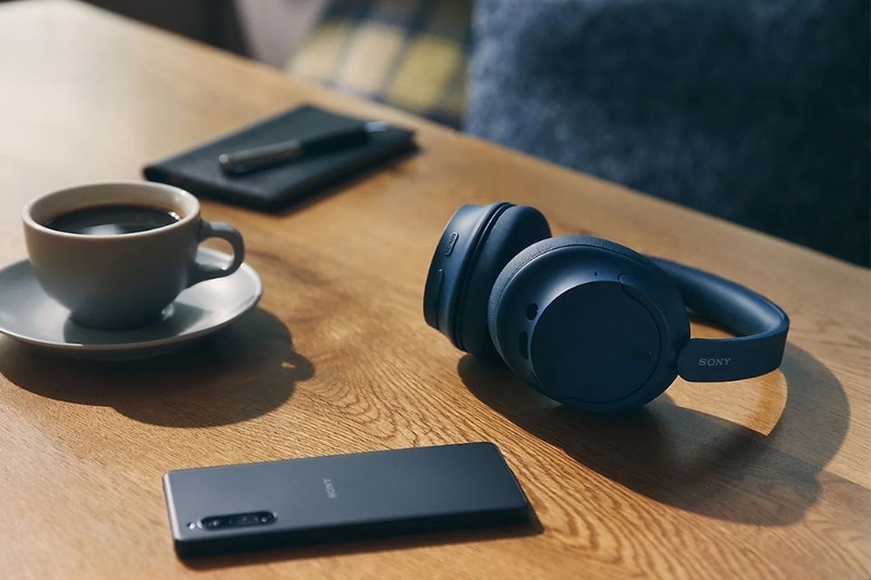 so sánh tai nghe Sony và Bose - Hình 2