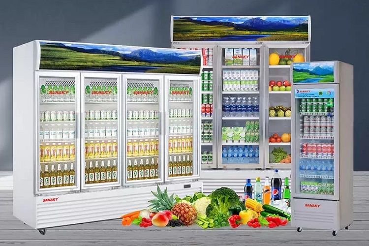 So s&aacute;nh tủ m&aacute;t Sanaky v&agrave; Darling (H&igrave;nh 1)