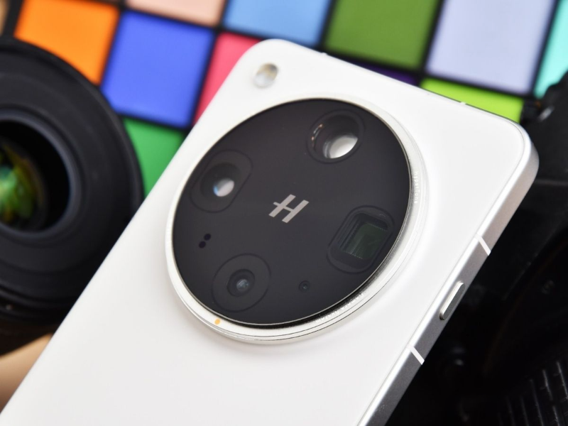 So sánh Vivo X200 Ultra và OPPO Find X8 Ultra - hình 8