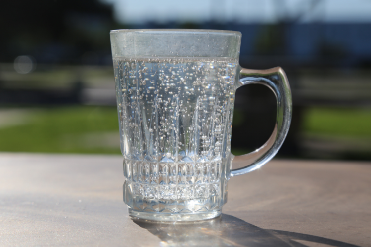 Sparkling water hình 3