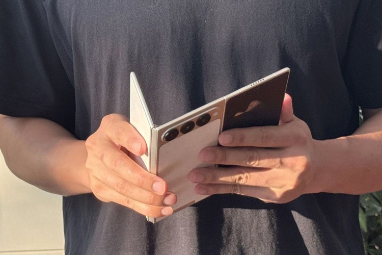 Điện thoại gập ba sẽ không quan trọng cho đến khi Samsung ra mắt sản phẩm