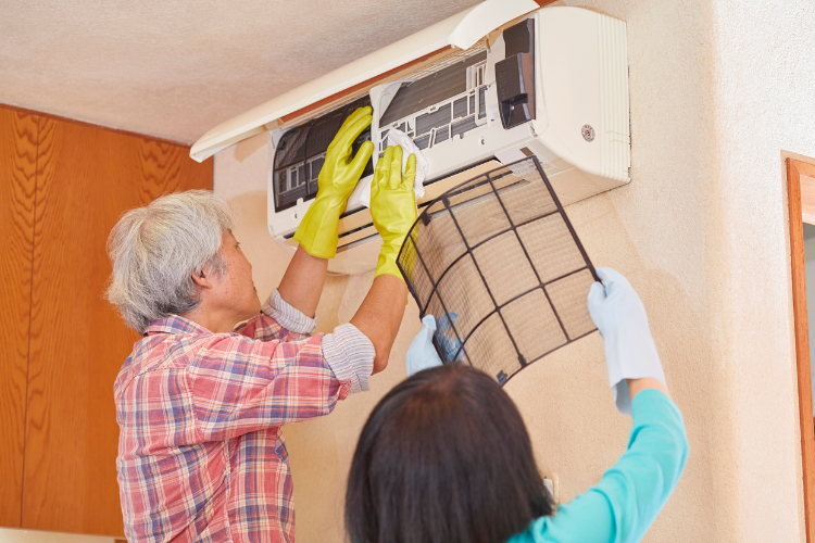 sửa máy lạnh chạy nhưng không có gió lạnh hình 2