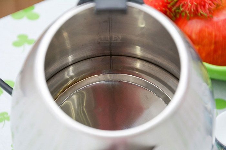 sửa nắp ấm siêu tốc - hình 3