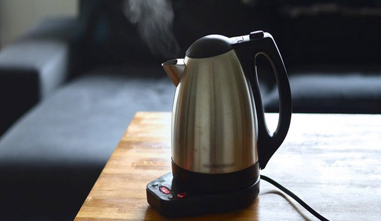 sửa nắp ấm siêu tốc - hình 4