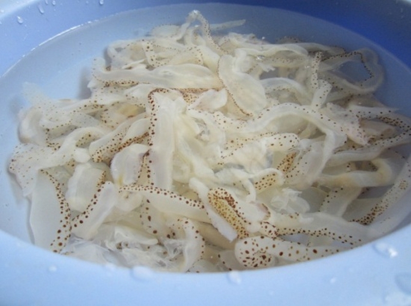 Sứa xào cần tây 3