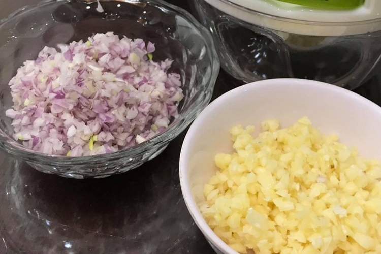 sườn heo ram mặn 2