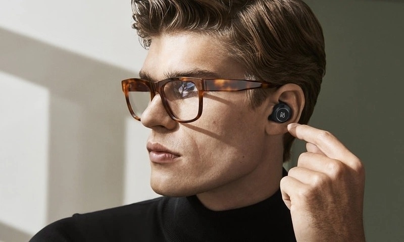 Tai nghe Bluetooth sạc không vào 1