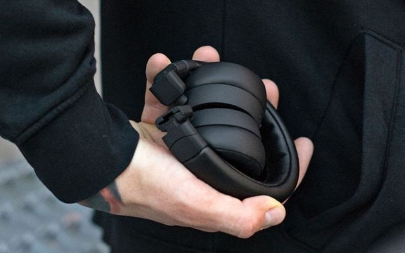 Tai nghe bluetooth bị rè do đặt trong không gian hẹp