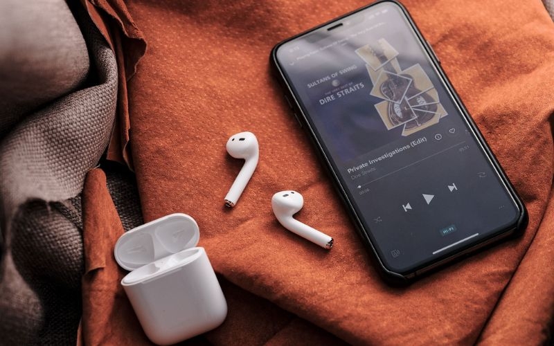 tai nghe bluetooth bị rè do nghe nhạc online trên internet