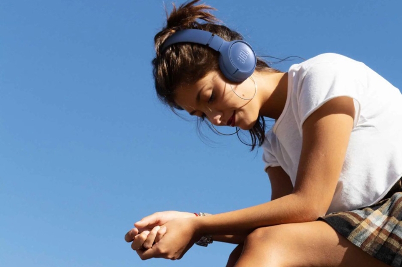 Tai nghe Bluetooth nào pin trâu? - hình 1