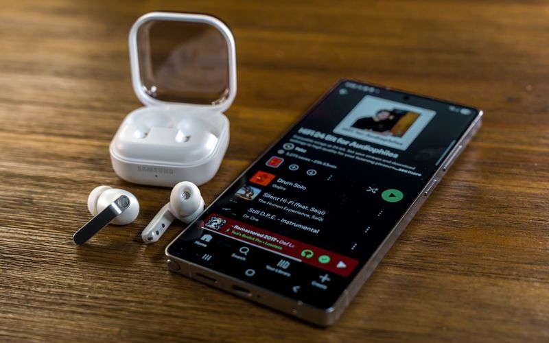 Lưu ý khi chọn mua tai nghe Samsung Galaxy Buds