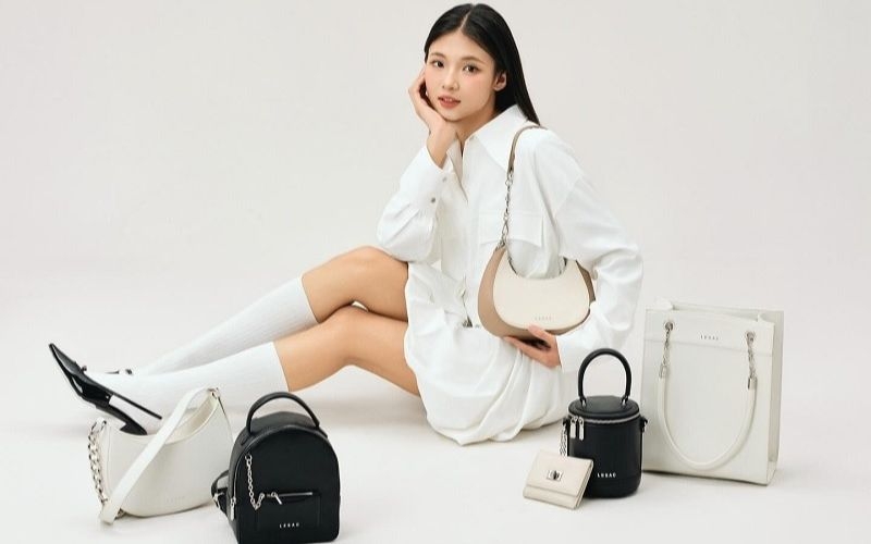 Tặng quà cho người yêu ở xa - Túi xách