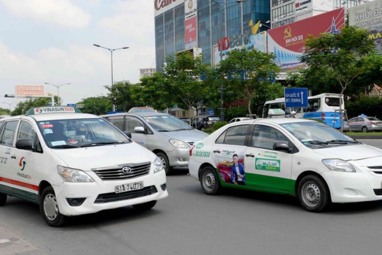 taxi gia nghĩa 1