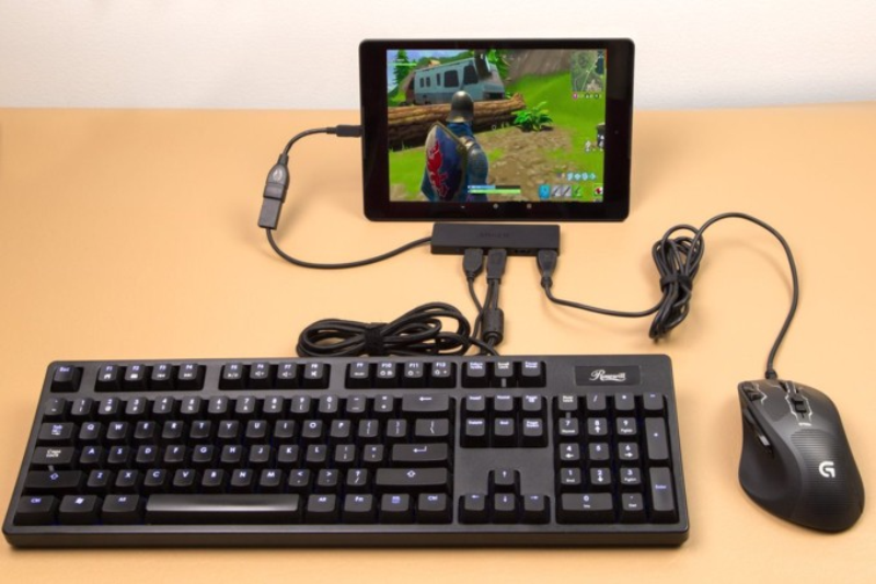 Tay cầm hay bàn phím và chuột tốt hơn cho chơi game - hình 2