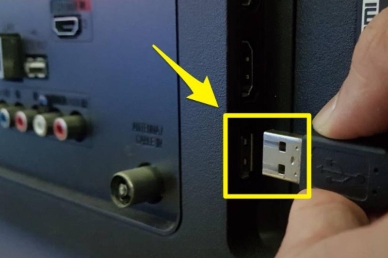 TCL bị sọc ngang 4