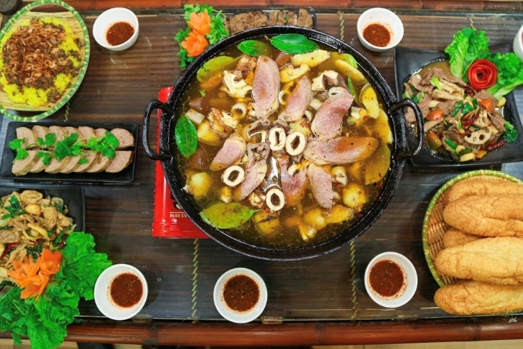 Thắng cố là món gì? Cách nấu thắng cố chuẩn vị Tây Bắc thơm ngon, đúng kiểu truyền thống