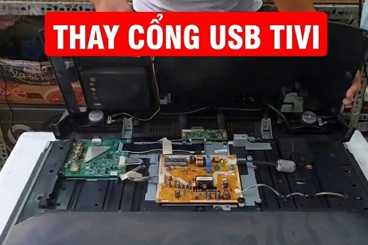 Thay cổng USB tivi khi nào? Nguyên nhân hư hỏng và những lưu ý quan trọng cần biết