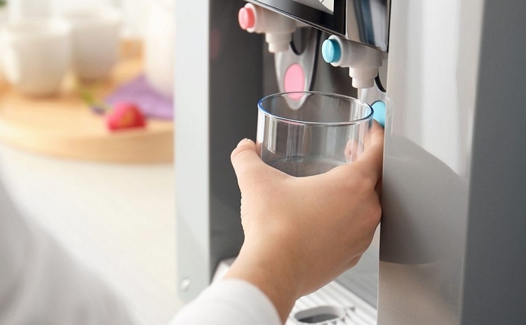 Thay l&otilde;i lọc nước Mutosi (H&igrave;nh 1)