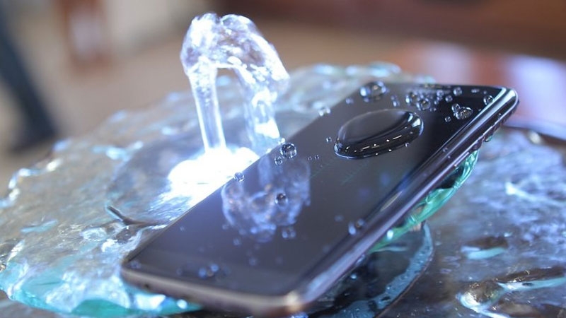 Thay main điện thoại iPhone bao nhiêu tiền hình 6