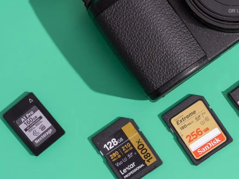 Chọn thẻ nhớ máy ảnh Sony đến từ thương hiệu uy tín