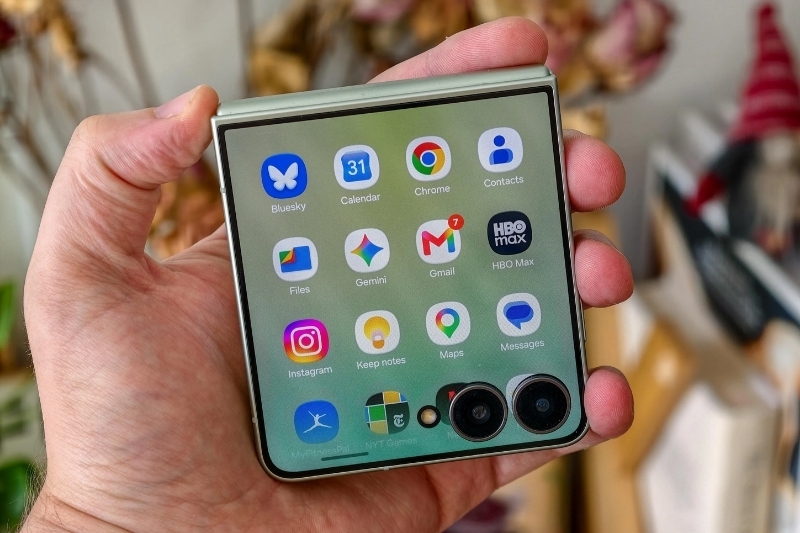 Cách thêm ứng dụng vào màn hình ngoài Z Flip 8 8