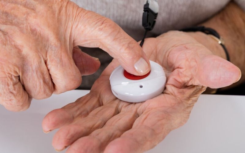 Thiết bị chăm sóc sức khỏe cho người già - Chuông gọi khẩn cấp