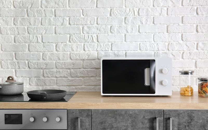 Đặt thiết bị điện ở nơi khô ráo, thoáng khí