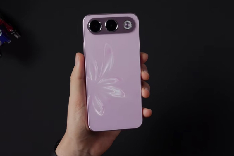Thiết kế OPPO A7 Pro - hình 2