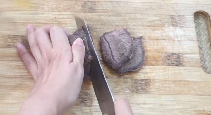Thịt bò rim khô hình 4