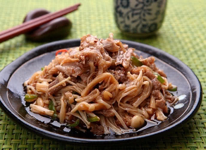 thịt bò xào nấm kim châm ảnh 8