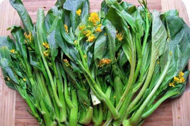 Thịt gà kỵ với rau gì? - hình 9