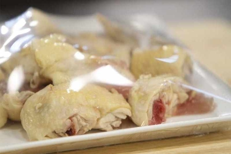 Thịt gà luộc để tủ lạnh được bao lâu? Bảo quản thịt gà chín đúng cách, không mất vị và an toàn cho sức khỏe