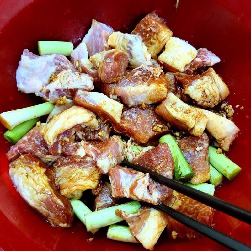 Thịt heo nướng tỏi tây (hình 4)