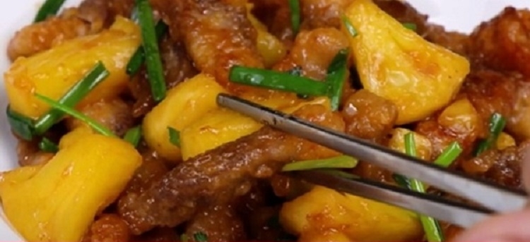 Thịt heo xào dứa (Hình 6)