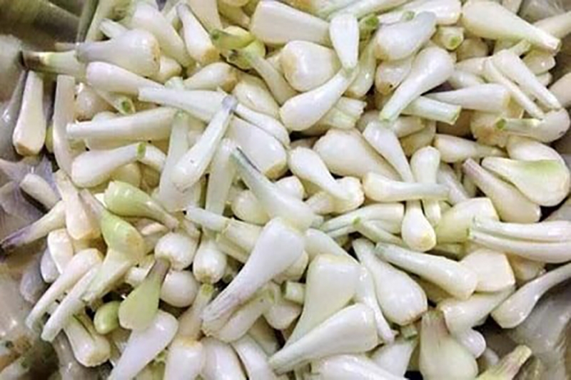 thịt kho củ kiệu (hình 1)