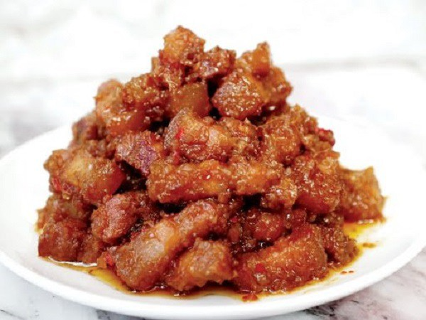 Thịt kho ruốc sả đậm đà hương vị miền Trung, ngon cơm và dễ làm tại nhà