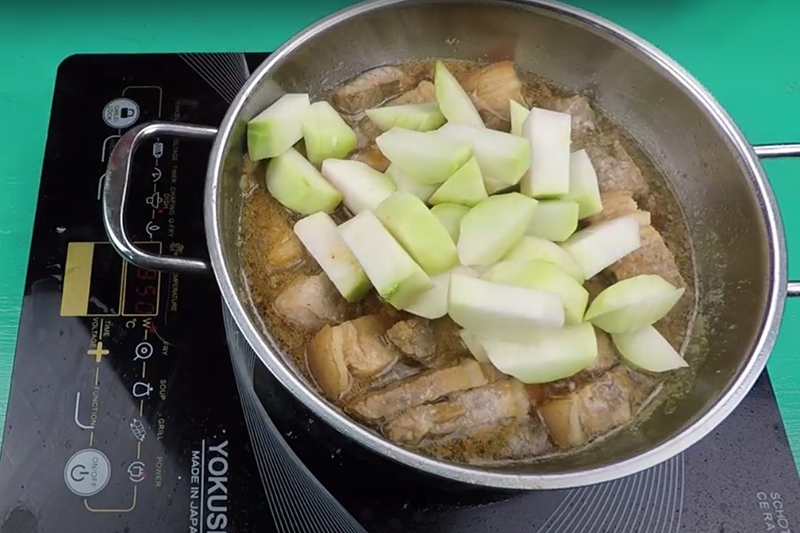 cách làm thịt kho su hào (hình 10)