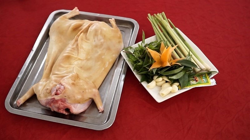 Thịt thỏ chiên vừng hình 1