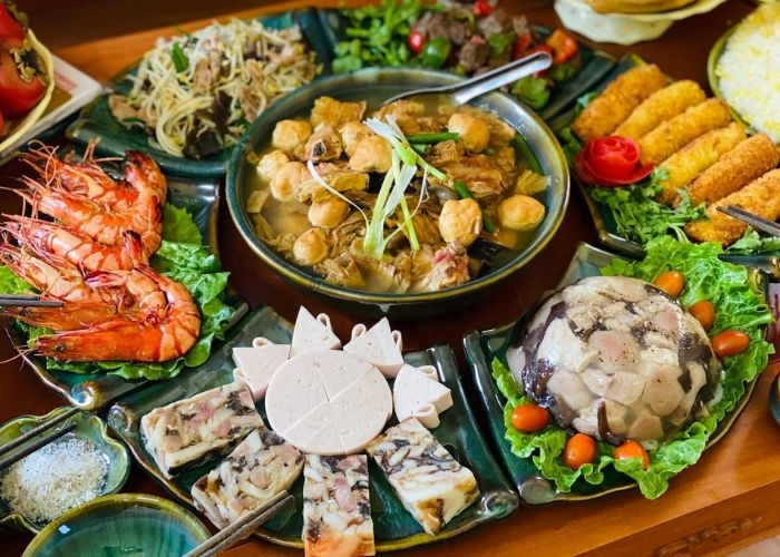 Gợi ý những thực đơn mâm cỗ 800k vừa đẹp mắt, lạ miệng nhưng cũng không kém phần trang trọng