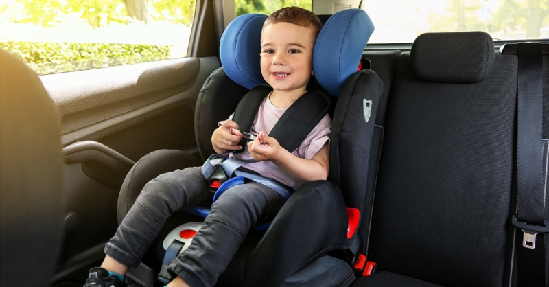 vi sao phai chon ghe ngoi o to tre em dat chuan an toan