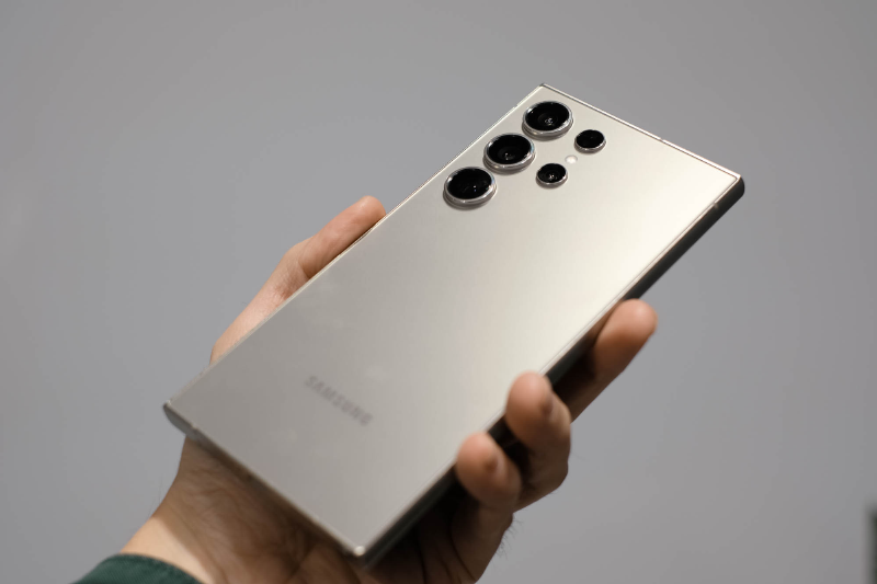 Titan trên Galaxy S24 Ultra có ưu điểm gì? - hình 2