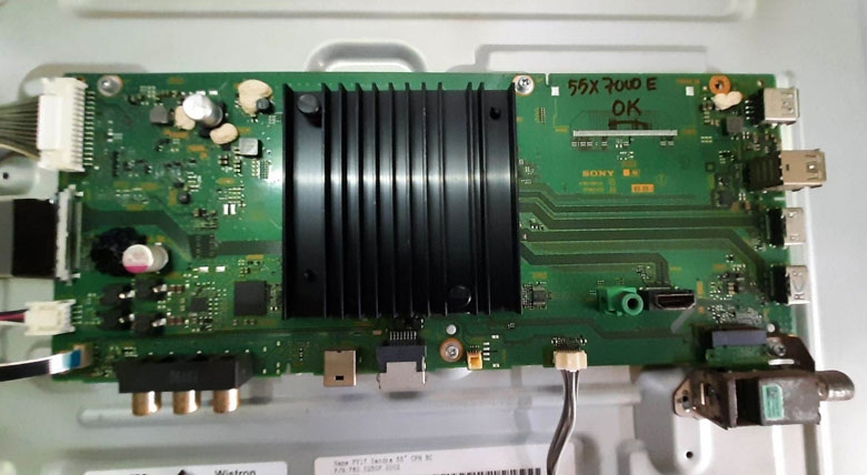 tivi bị sọc dọc màn hình 4