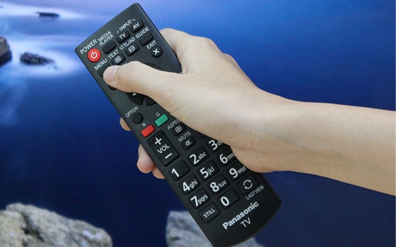 Tivi Panasonic tự khởi động lại 4