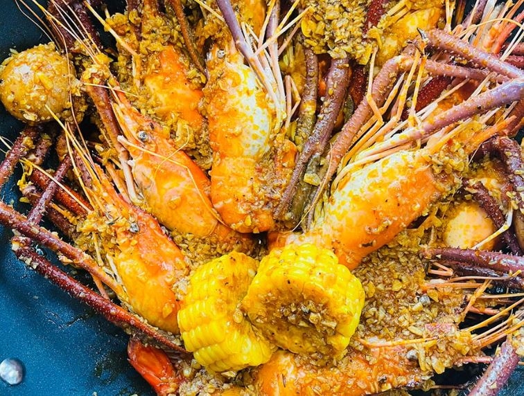 tôm càng xanh sốt bơ tỏi 5