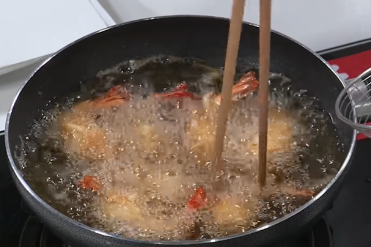 Tôm chiên dừa khô 4